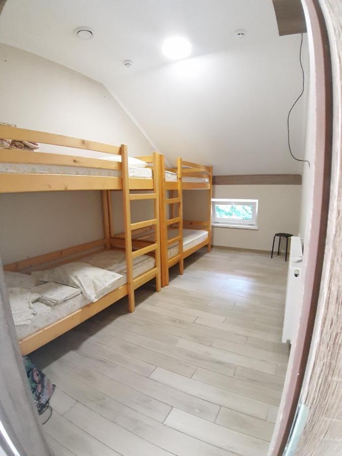 Hostel U Pottera TTchernivtsi Extérieur photo